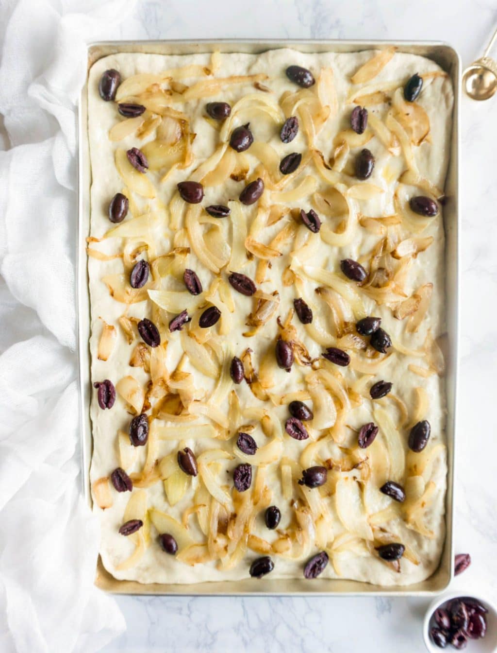 Focaccia with olives and onions