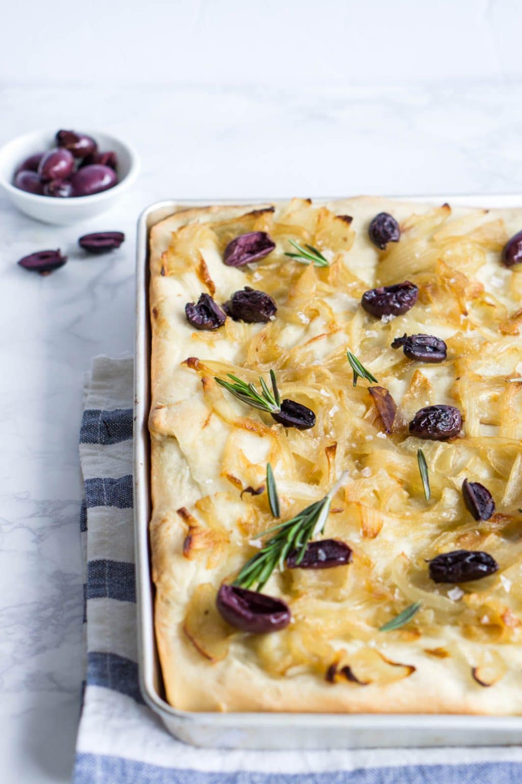 Focaccia with olives and onions